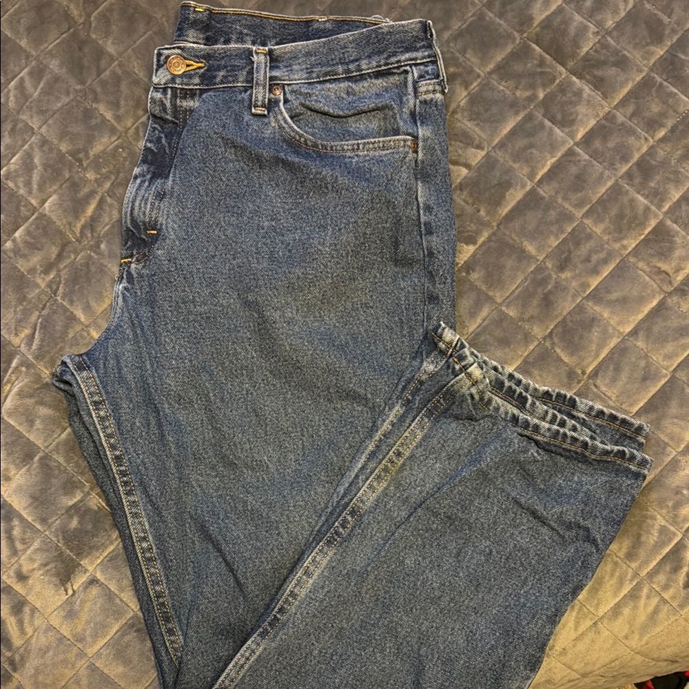Wranglers Relaxed Fit Jeans